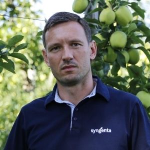 DR KAMIL JEZIOREK