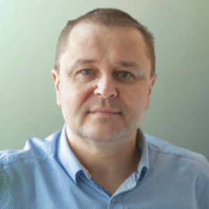 TOMASZ CZUBIŃSKI