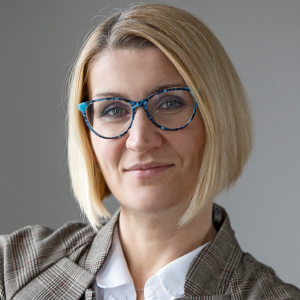 DR MARIA WALEROWSKA